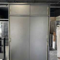 Tủ quần áo xám tối Kịch trần TK-06