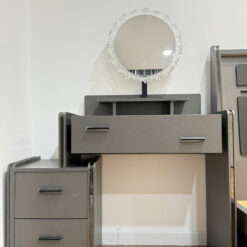 Bàn phấn xám sáng TL-01